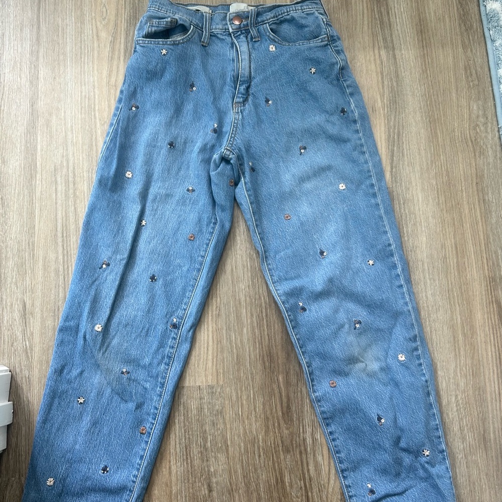 Flower Embroidered Women's Blue Jeans